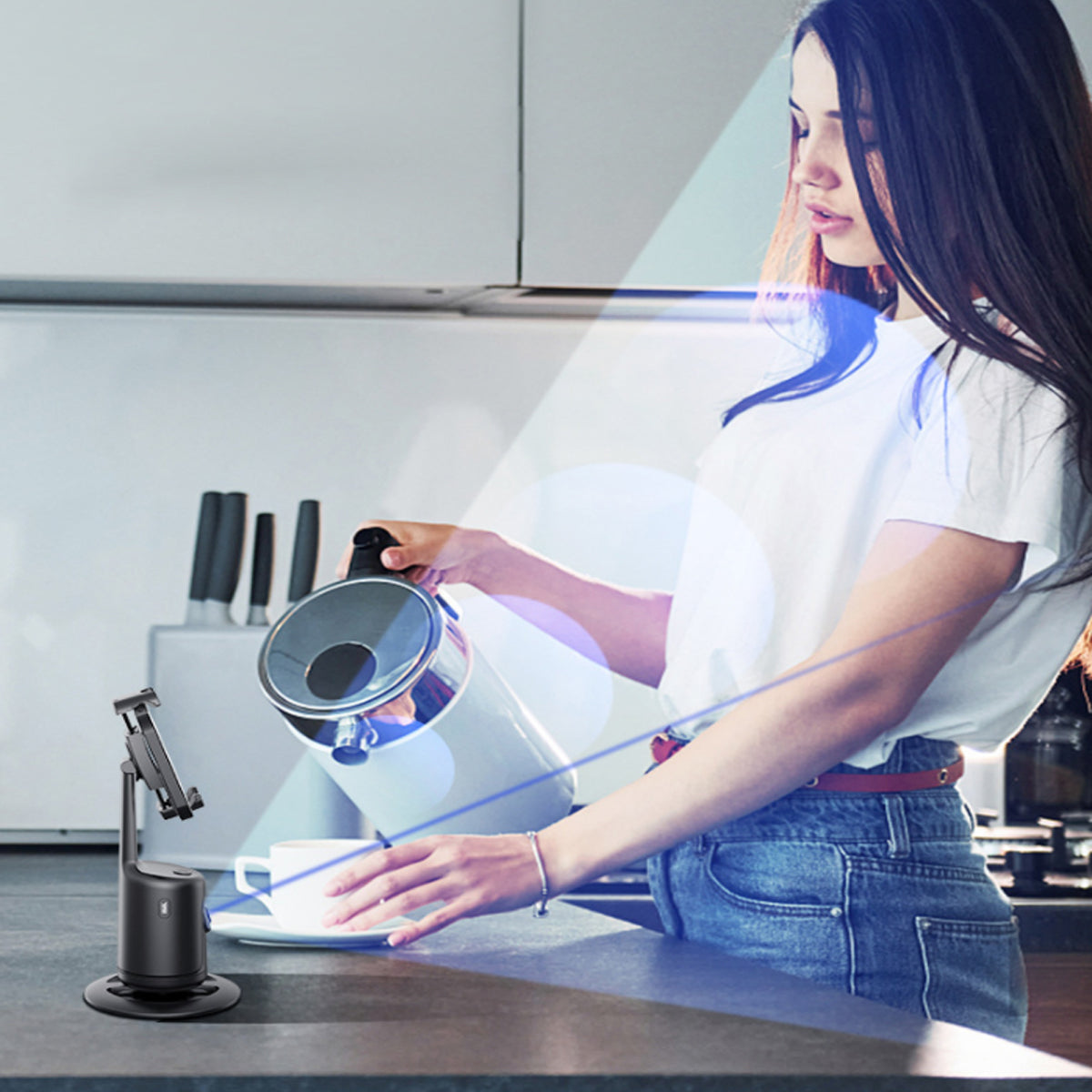 VistaShops Selfie Videographer Auto Motion hands-free smartphone tracking stand range projection